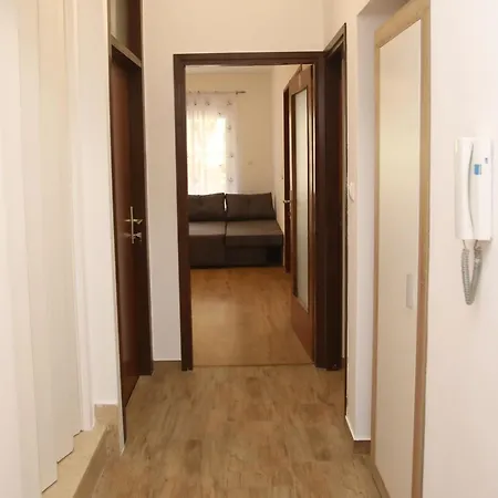 Apartment Tadijic *